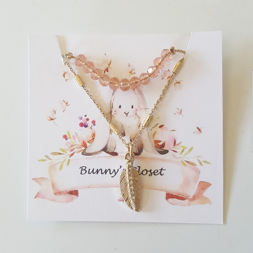 2-Layered Feather Necklace